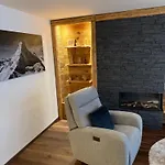 Apartment Everest